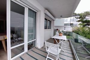 Picture of listing #325196549. Appartment for sale in Royan