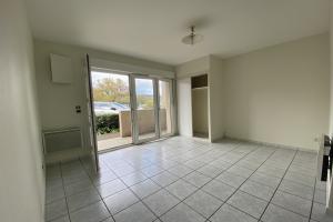 Thumbnail of property #325244978. Click for details