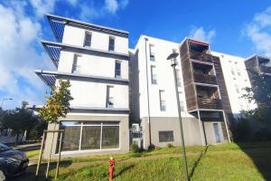 Picture of listing #325253753. Appartment for sale in Bègles