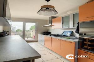 Picture of listing #325257778. Appartment for sale in Pau