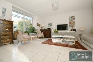 Picture of listing #325318745. Appartment for sale in Bouaye