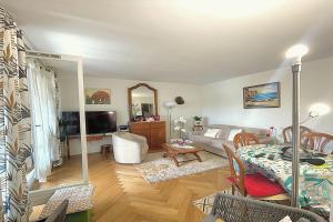 Picture of listing #325334199. Appartment for sale in Royan