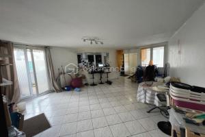 Thumbnail of property #325342329. Click for details