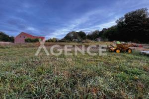 Picture of listing #325378693. Land for sale in Esquerdes