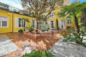 Picture of listing #325419472. House for sale in Cannes
