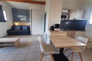 Picture of listing #325427474. Appartment for sale in Le Château-d'Oléron
