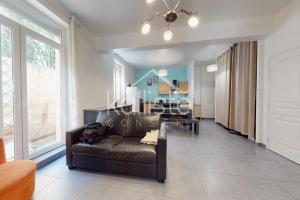 Picture of listing #325526549. Appartment for sale in Ajaccio