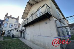 Thumbnail of property #325567206. Click for details