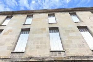 Picture of listing #325567990. Building for sale in Bordeaux