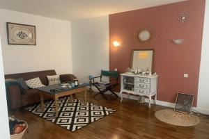 Picture of listing #325607292. Appartment for sale in Bubry