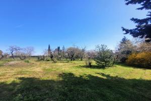 Picture of listing #325620013. Land for sale in Issoudun