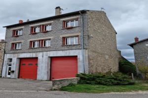 Picture of listing #325653256. Building for sale in Jonzieux