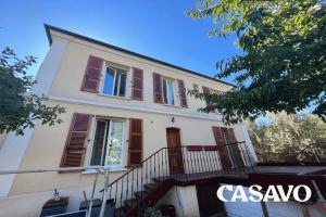 Picture of listing #325671822. House for sale in Limeil-Brévannes