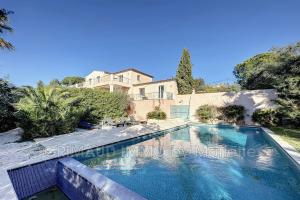Picture of listing #325778317. House for sale in Grimaud