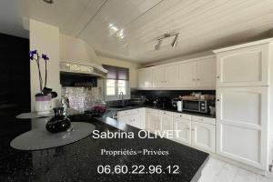 Thumbnail of property #325784435. Click for details