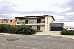 Picture of listing #325800981. House for sale in Montélimar