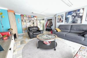 Picture of listing #325803878. Appartment for sale in Vence