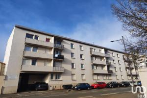 Picture of listing #325825380. Appartment for sale in Poitiers