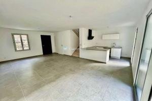 Thumbnail of property #325850597. Click for details