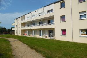 Picture of listing #325870467. Appartment for sale in Langueux