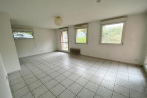 Thumbnail of property #325900571. Click for details