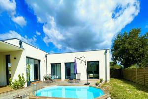 Picture of listing #325906179. House for sale in Ludon-Médoc