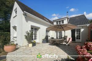 Picture of listing #325906672. House for sale in Roissy-en-Brie