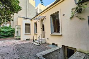 Picture of listing #325907290. House for sale in Paris