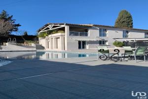 Picture of listing #325908555. House for sale in Mougins