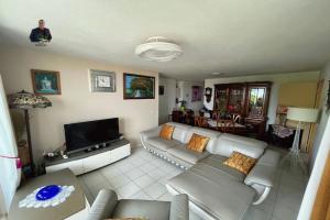 Picture of listing #325910770. Appartment for sale in Fort-de-France