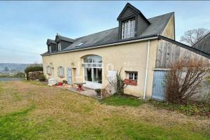 Picture of listing #325910959. House for sale in La Chartre-sur-le-Loir