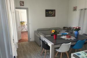 Picture of listing #325912744. Appartment for sale in Saint-Denis-lès-Bourg