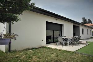 Picture of listing #325913134. House for sale in Le Péage-de-Roussillon