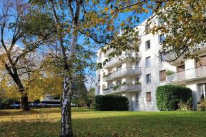 Picture of listing #325914740. Appartment for sale in Sèvres