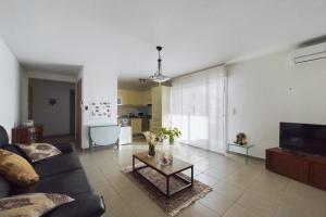 Picture of listing #325950665. Appartment for sale in Bastia