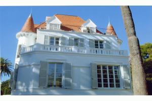 Picture of listing #325957428. Appartment for sale in Cannes