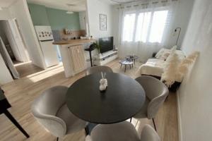 Picture of listing #325984275. Appartment for sale in Angers