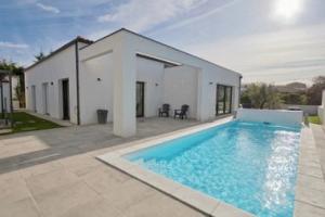 Picture of listing #326008156. House for sale in Vaux-sur-Mer