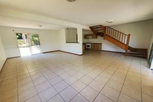 Thumbnail of property #326021262. Click for details