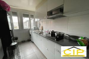 Picture of listing #326042906. Appartment for sale in Paris