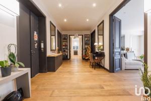 Picture of listing #326048432. Appartment for sale in Paris