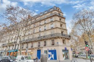 Picture of listing #326063782. Appartment for sale in Paris