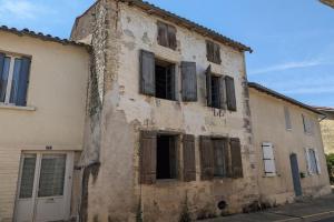 Picture of listing #326084800. House for sale in Chizé