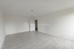 Picture of listing #326103637. Appartment for sale in Montargis