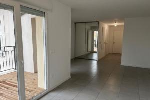 Picture of listing #326117470. Appartment for sale in Arcachon