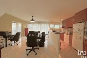 Picture of listing #326144762. Appartment for sale in Brunoy