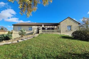 Picture of listing #326148105. House for sale in La Chapelle-Moulière
