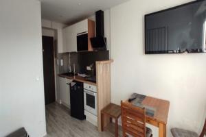 Picture of listing #326186646. Appartment for sale in Royan