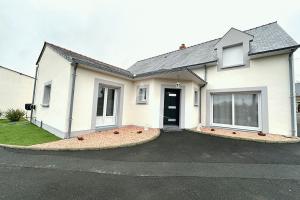 Picture of listing #326224743. Appartment for sale in Saint-Jean-de-Linières