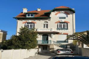 Picture of listing #326242058. Appartment for sale in Arcachon